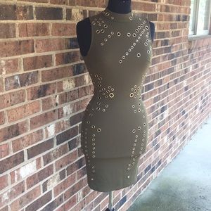 Army Green STUNNER💃🏾💃🏾 NWOT